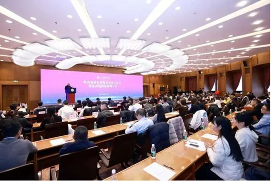 清华大学-1.png
